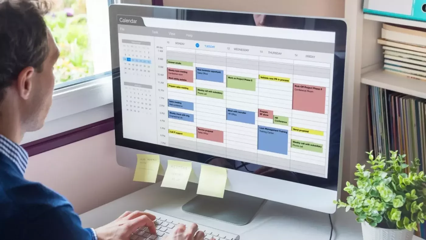 Strategies for owners of vacation homes handling renovations remotely.